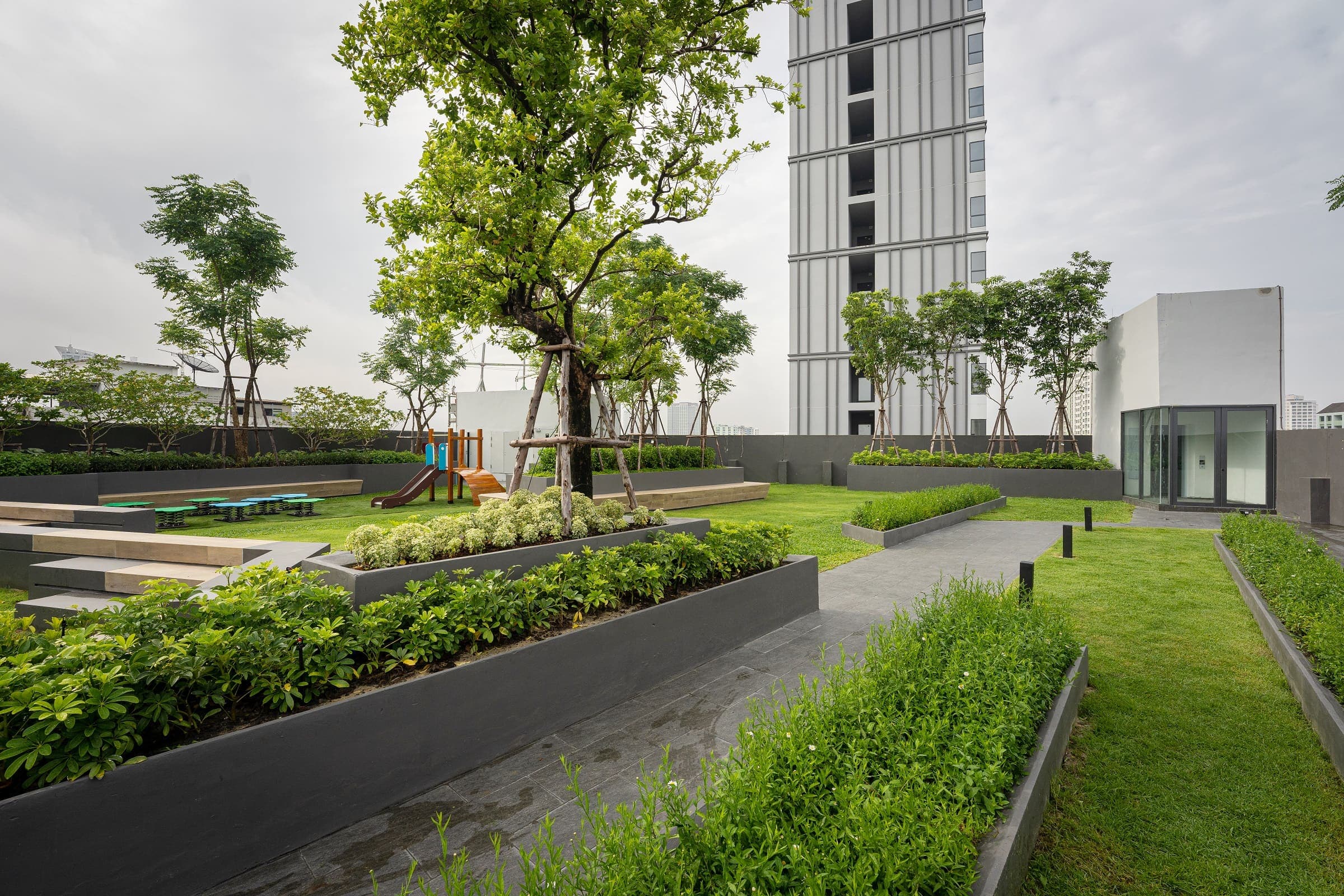 The Tree Huamak Interchange 3